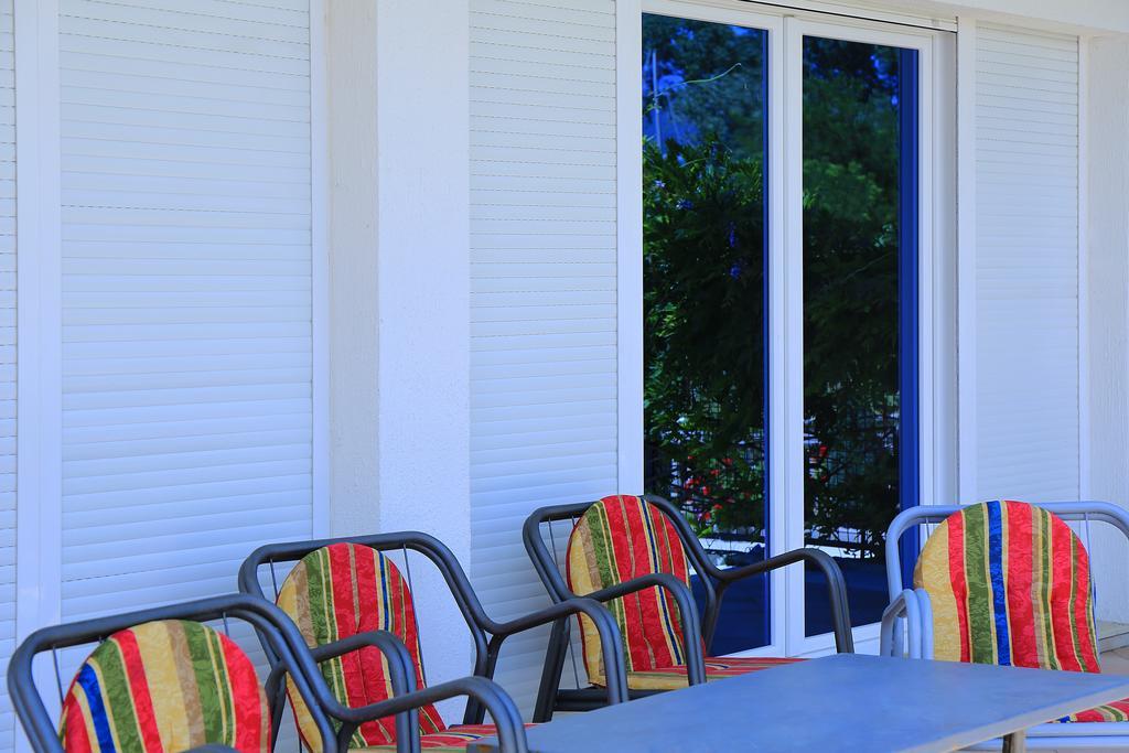 Apartments Riverside تْشيرسيك نوفي المظهر الخارجي الصورة