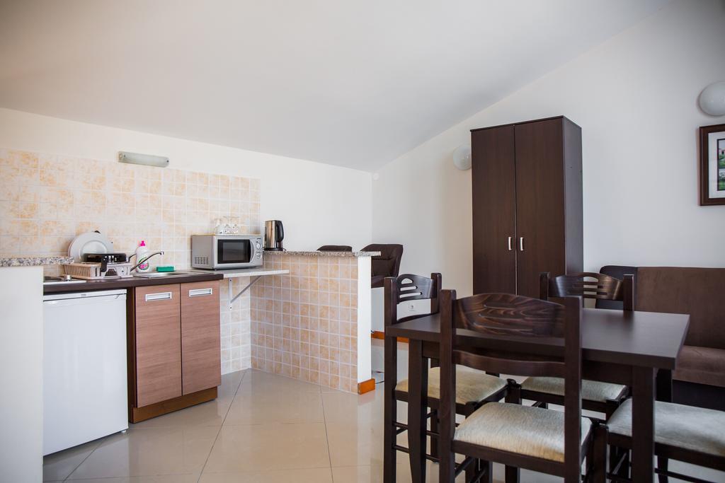 Apartments Riverside تْشيرسيك نوفي المظهر الخارجي الصورة