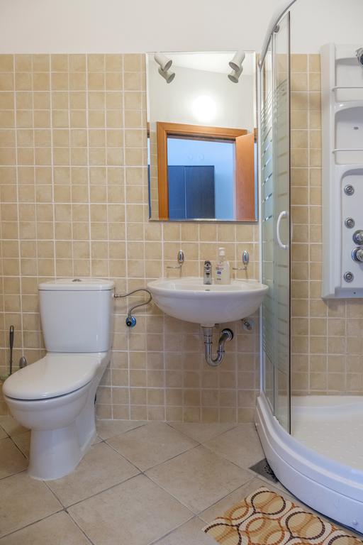 Apartments Riverside تْشيرسيك نوفي المظهر الخارجي الصورة