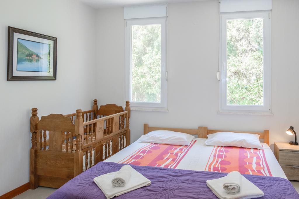 Apartments Riverside تْشيرسيك نوفي المظهر الخارجي الصورة