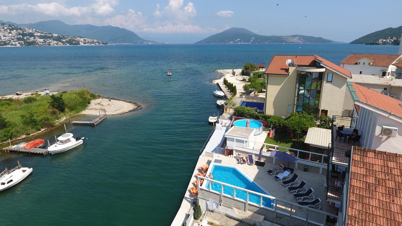 Apartments Riverside تْشيرسيك نوفي المظهر الخارجي الصورة